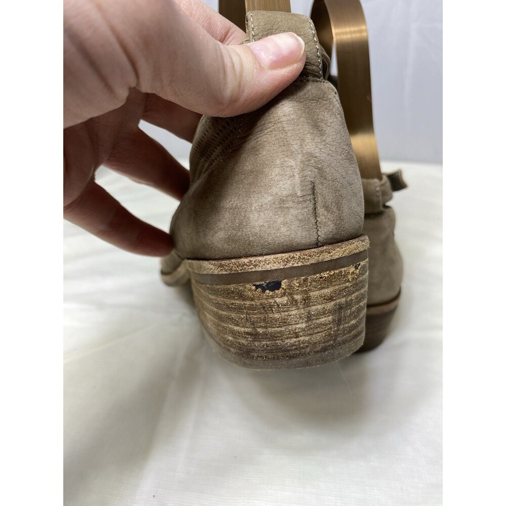 Gianni Bini Boots Womens 8M Tan Suede Leather Slip On Ankle Bootie w Buckles - Picture 4 of 11